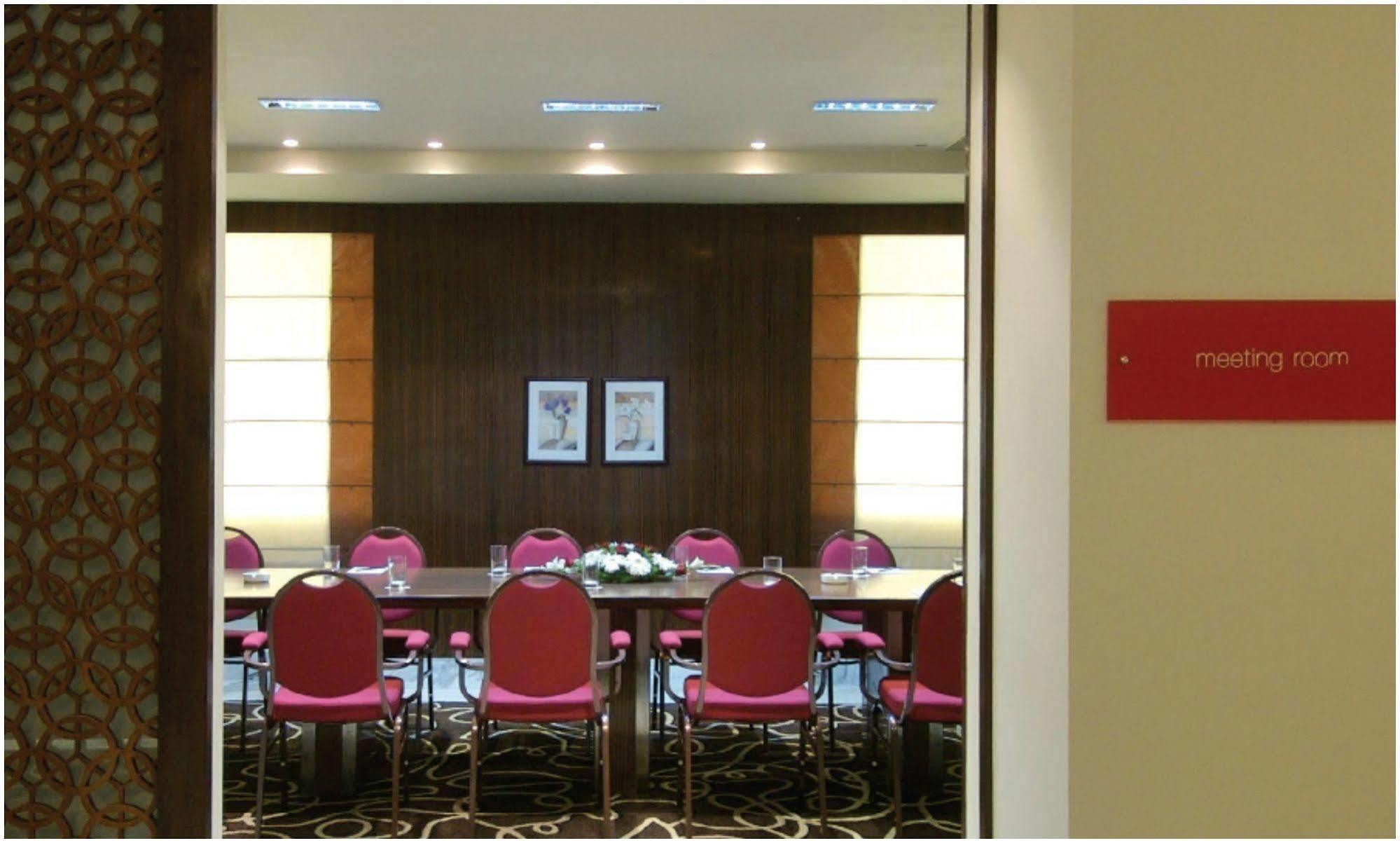 Vivanta Vijayawada, Mg Road Luaran gambar